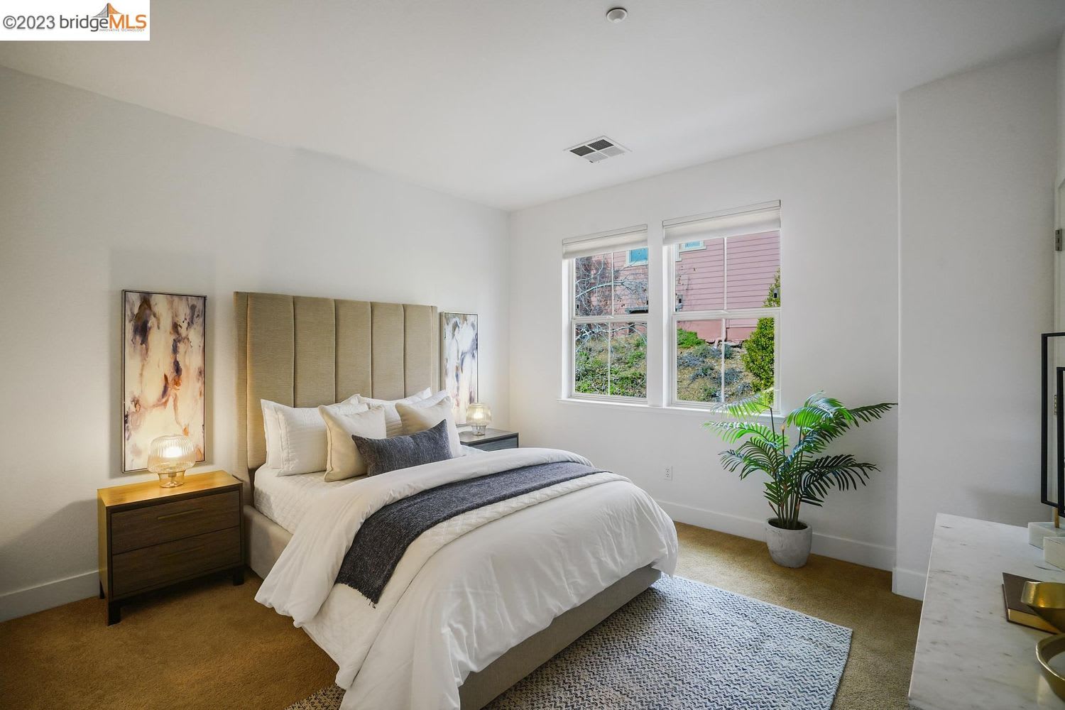 6047 Old Quarry Loop, Oakland, CA 94605