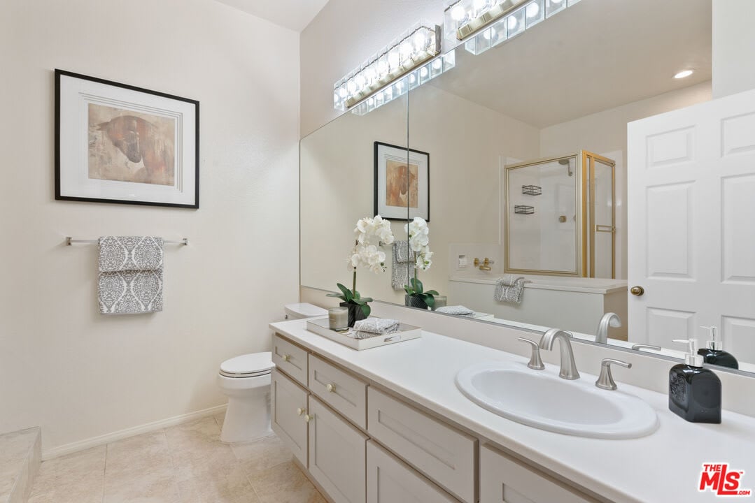 11636 Montana Ave, #202