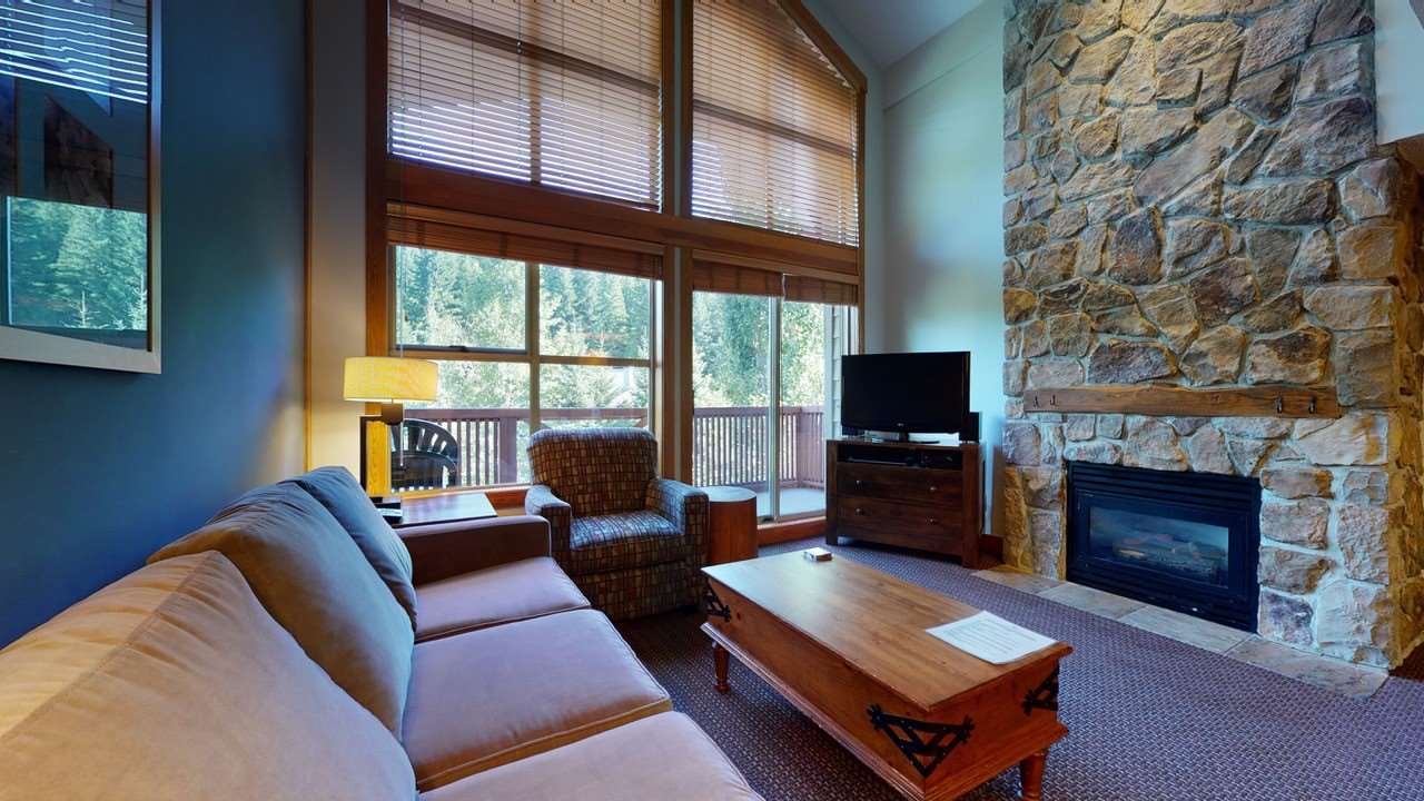314D-2036 London Lane