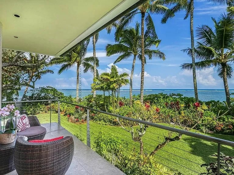 Anini Beachfront Estate With Vacation Rental License