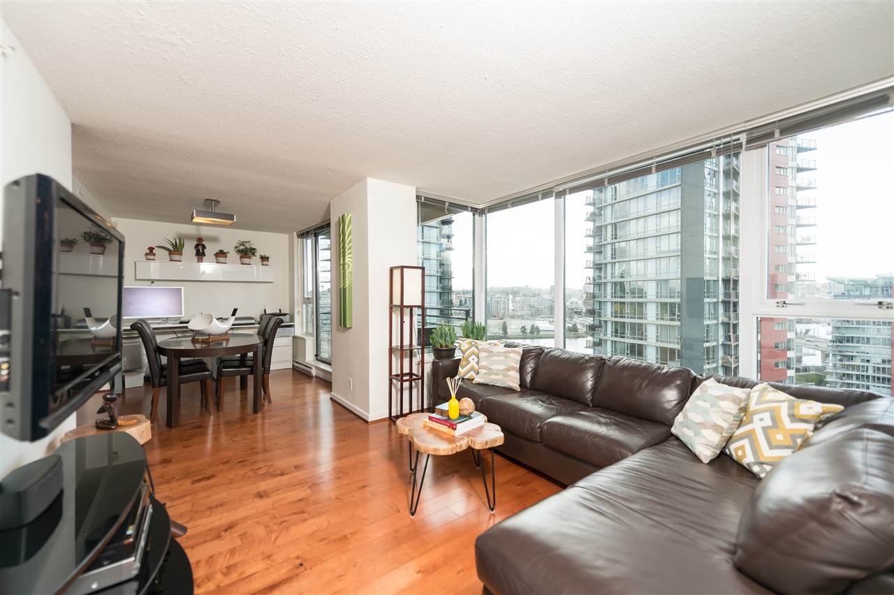 1805-33 Smithe Street, Vancouver