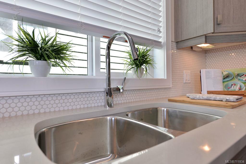 1234 Bombardier Cres, Langford