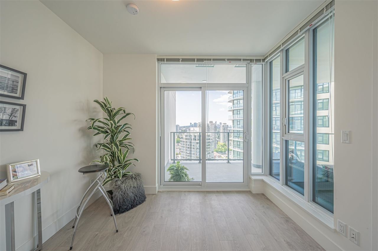 3002-7388 Kingsway Wy