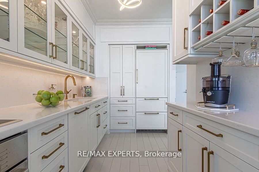 PROFESSIONALLY DESIGNED PH 