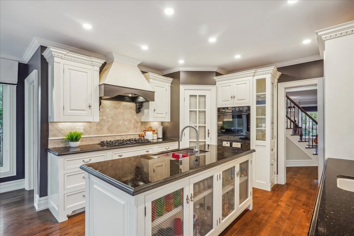 Fairway Hills Beauty 