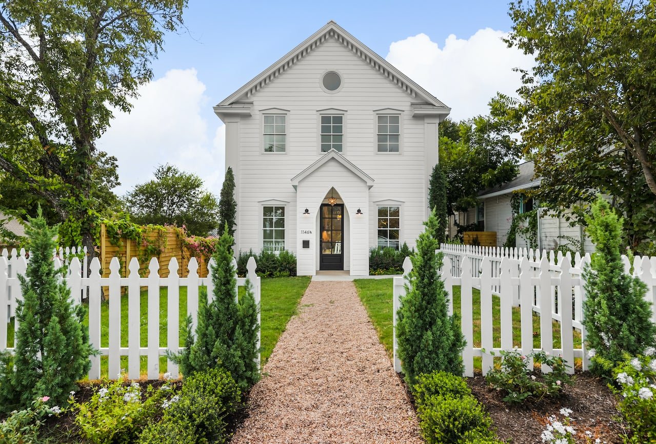 PROSPECT HILL VICTORIAN MODERN