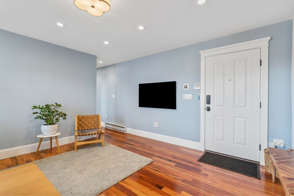 53 Summer St 1