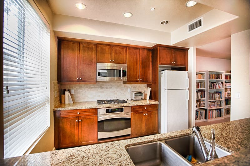 11115 Acama St 203, Studio City, CA