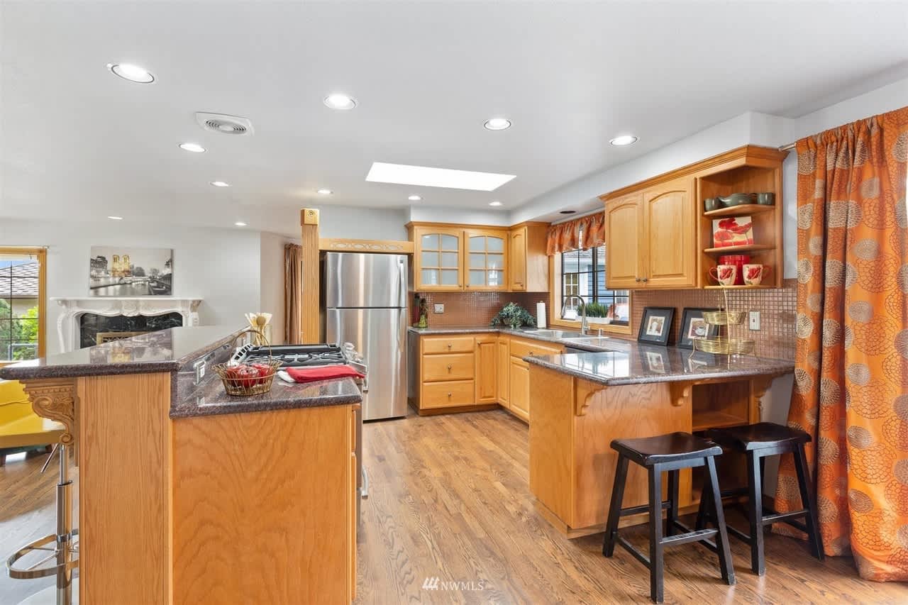 3532 103rd Pl SE