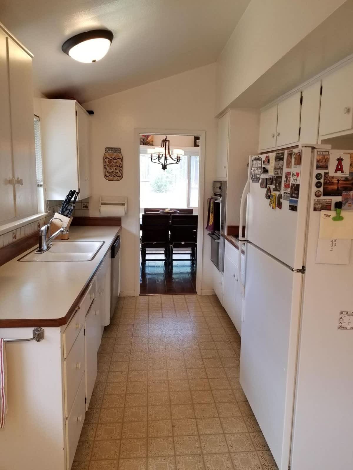 6270 Avenida Ganso