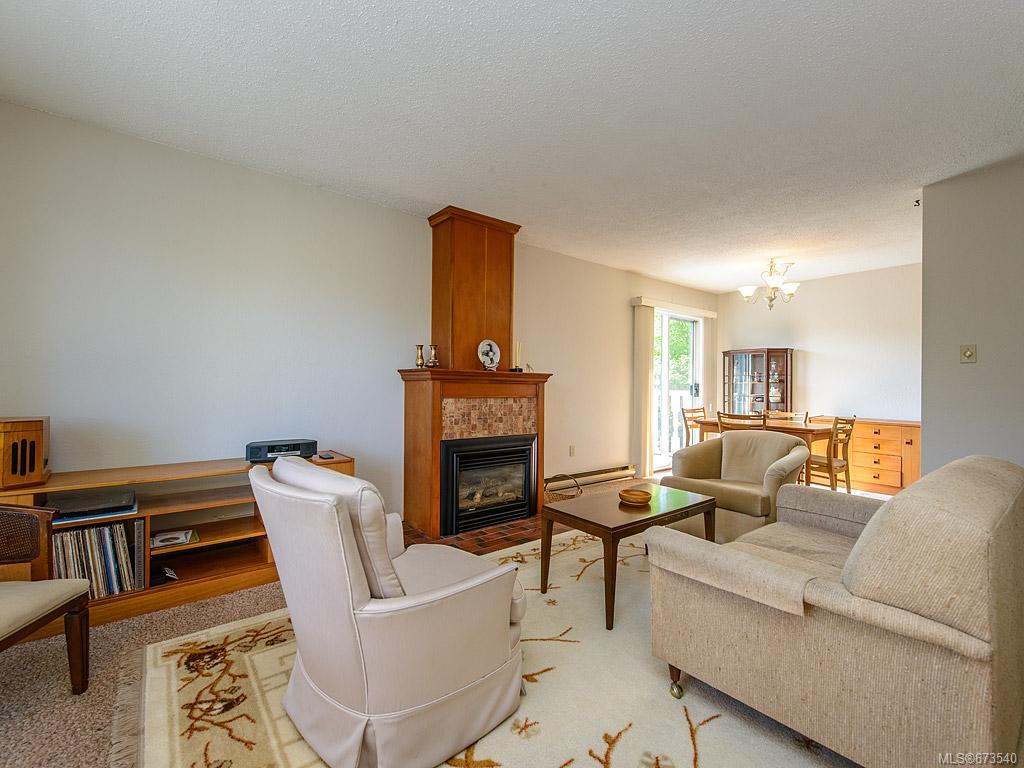 304-1060 Linden Ave, Victoria