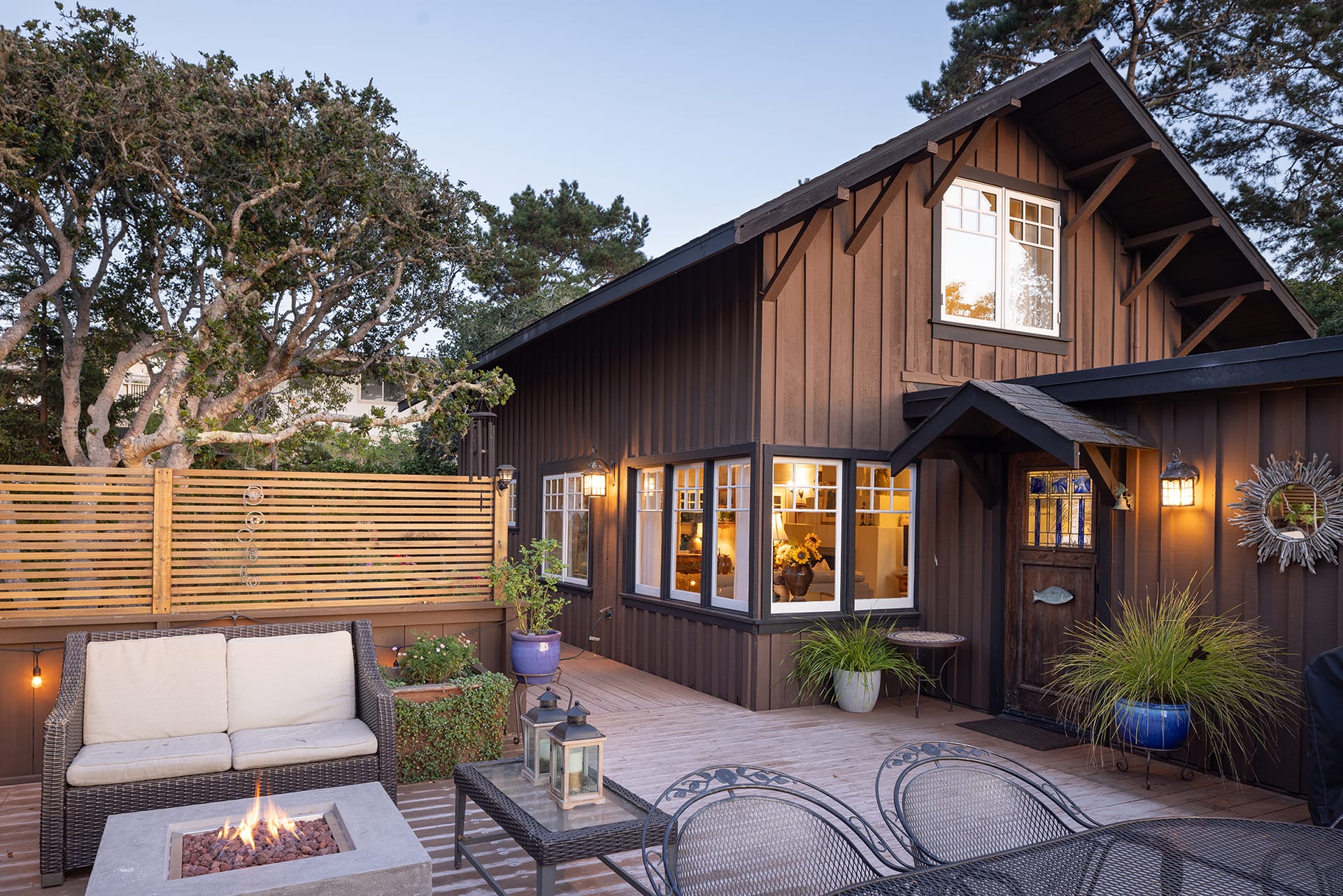 Spacious Carmel Cottage - Monte Verde & 7th SWC
