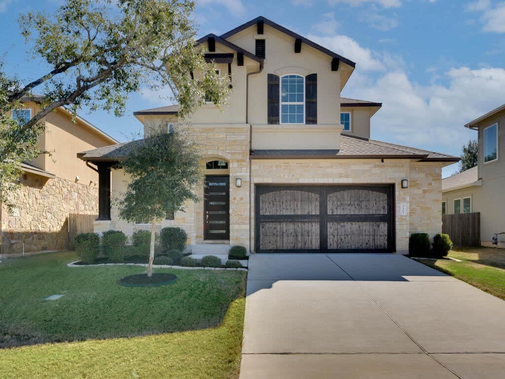 5305 Mandevilla Dr