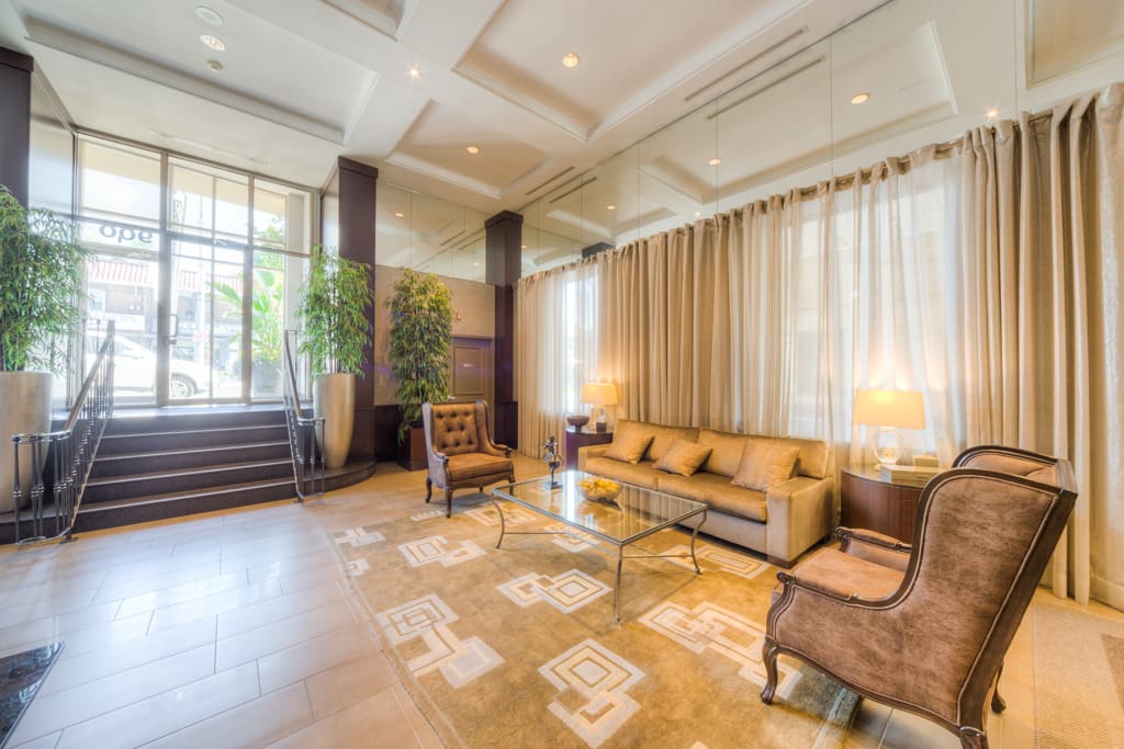 MIDTOWN GARDEN SUITE