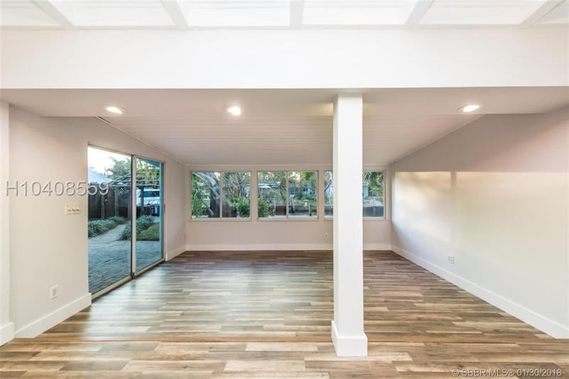 1519 SW 18th Ave