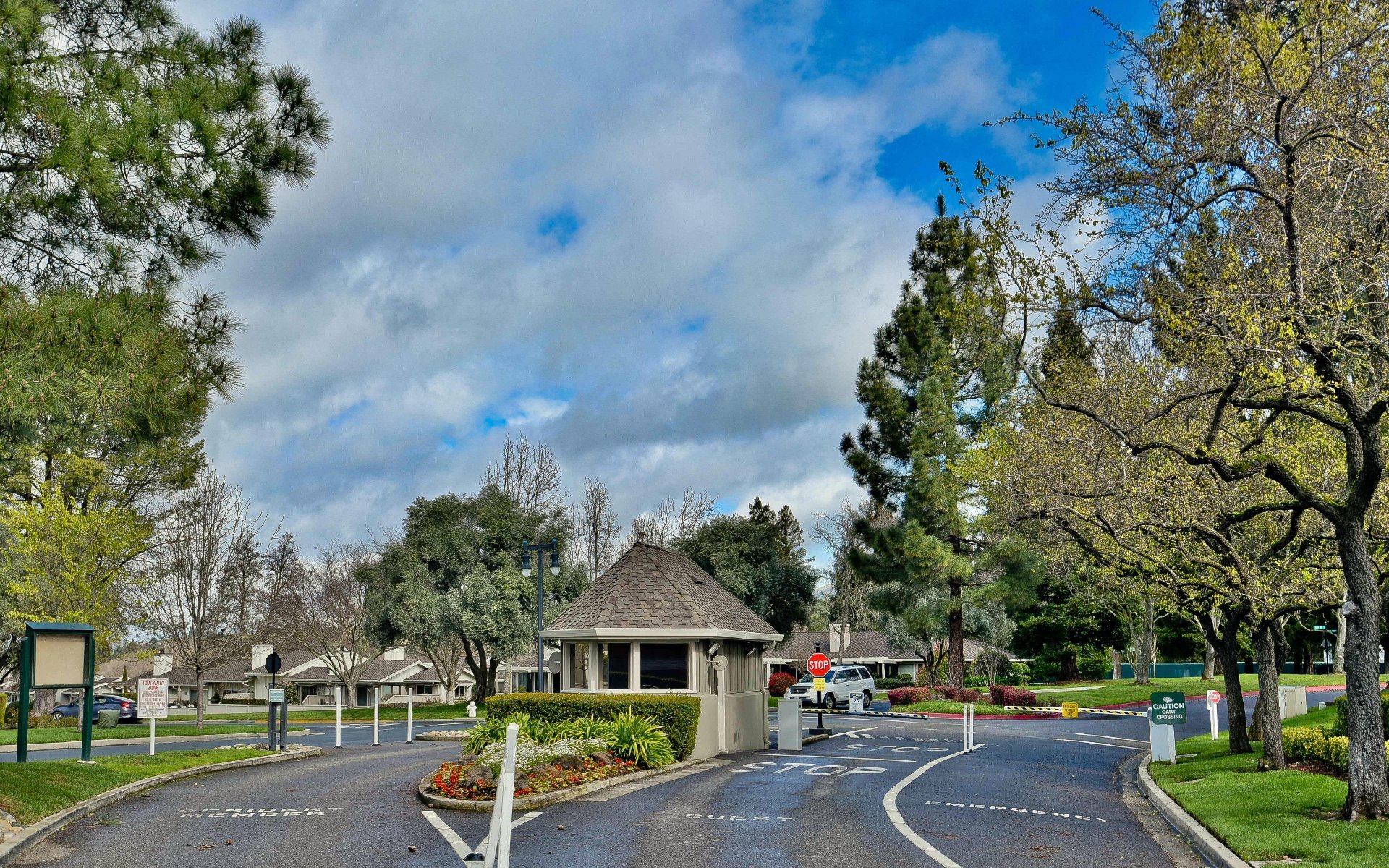 587 Silver Lake Dr