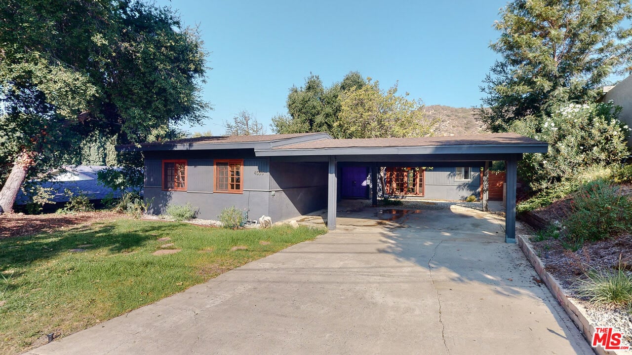 Sold - 4535 El Prieto, Altadena