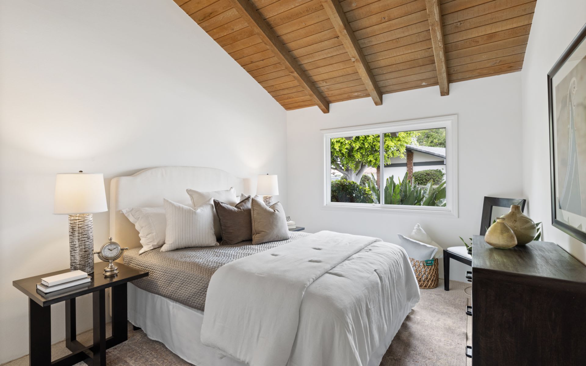 501 Avenida Lorenzo