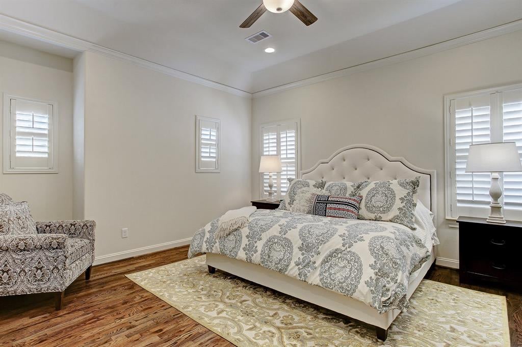 2704 ARABELLE GROVE