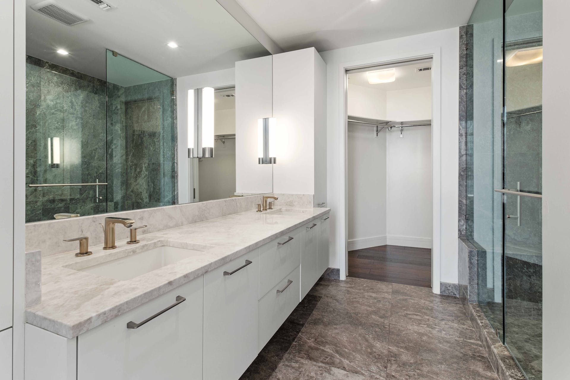 501 West Ave #1004