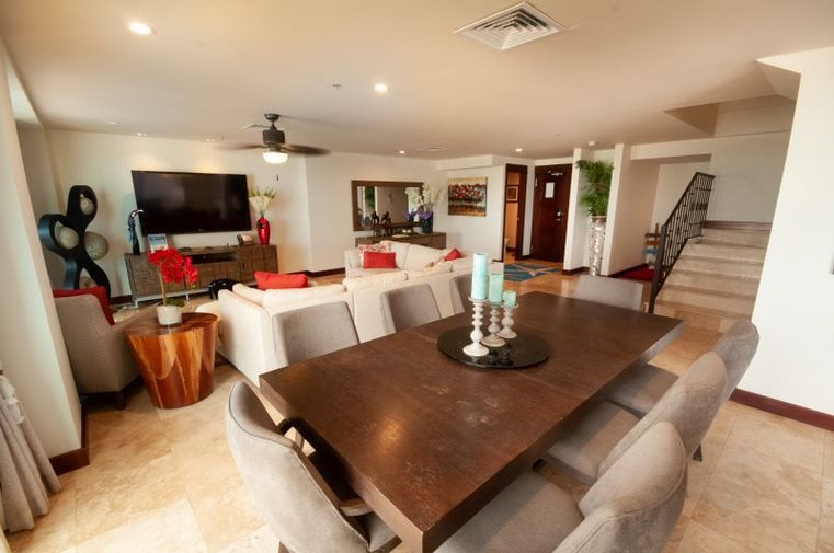 Beachfront Casino Resort Penthouse, Jaco, Puntarenas
