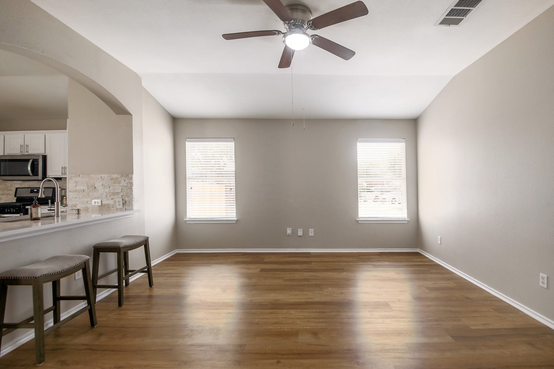 800 Sweet Leaf Ln, Pflugerville, Texas 78660