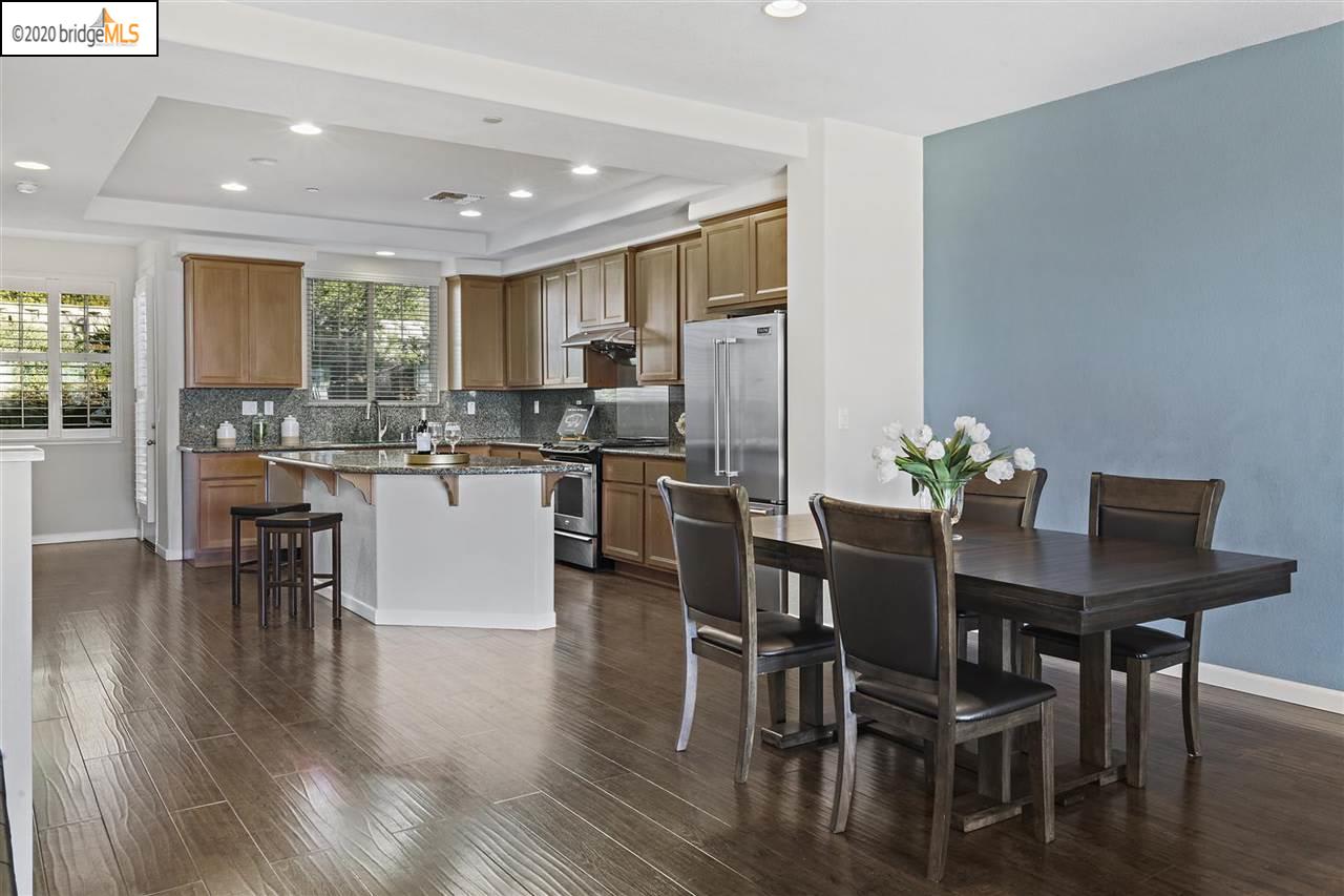 6296 Rocky Point Ct Oakland, CA, 94605