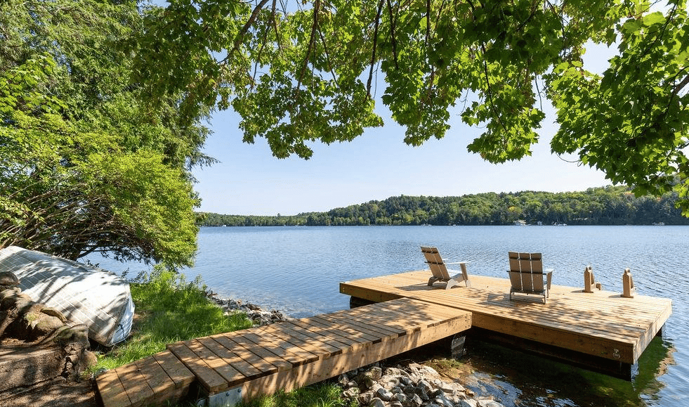 Skeleton Lake