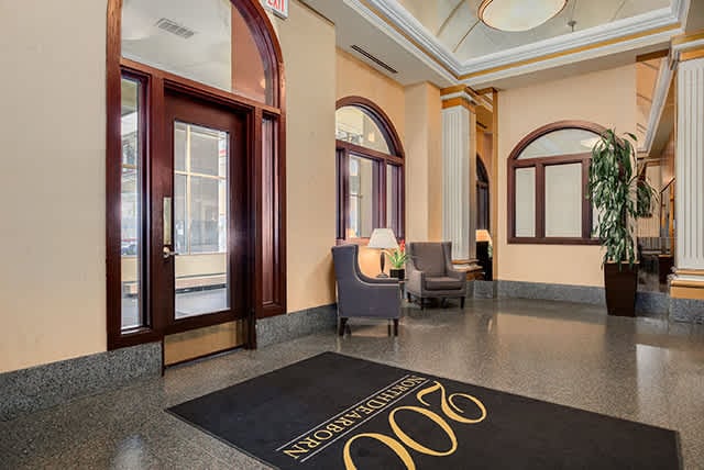 200 N Dearborn Chicago lobby picture