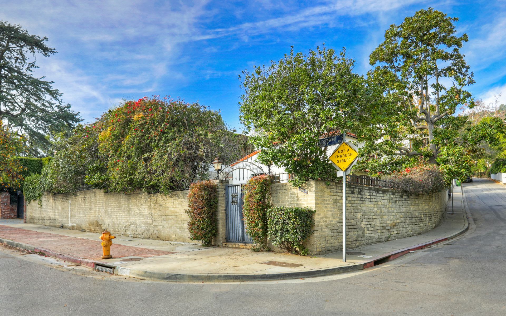 4953 Cromwell Ave