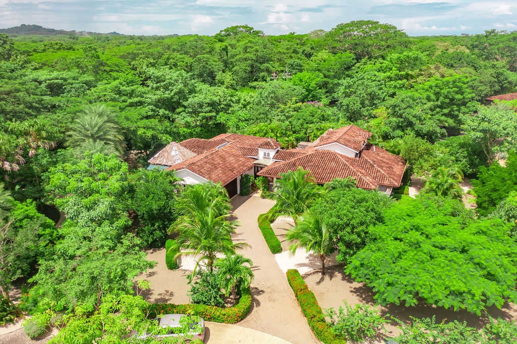 Pura Vida House | 6 bedroom 6 Bathroom Rental Juggernaut in Gated Community