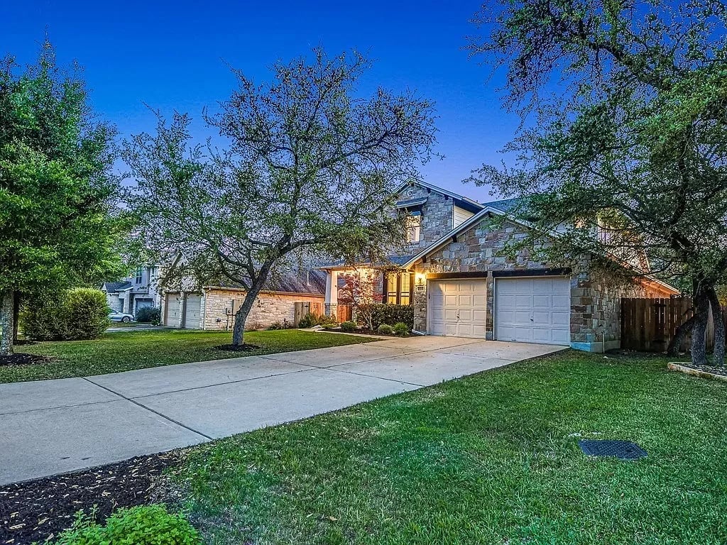 11221 Cap Stone Dr