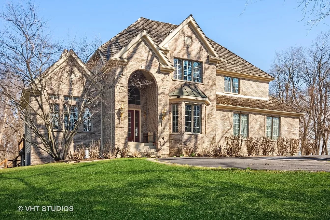 7 Braeburn Ln