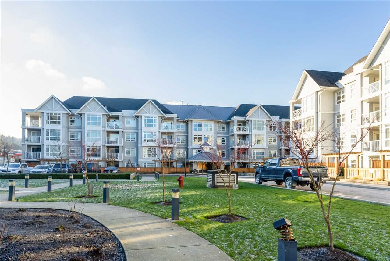 401-3136 St Johns Street, Port Moody