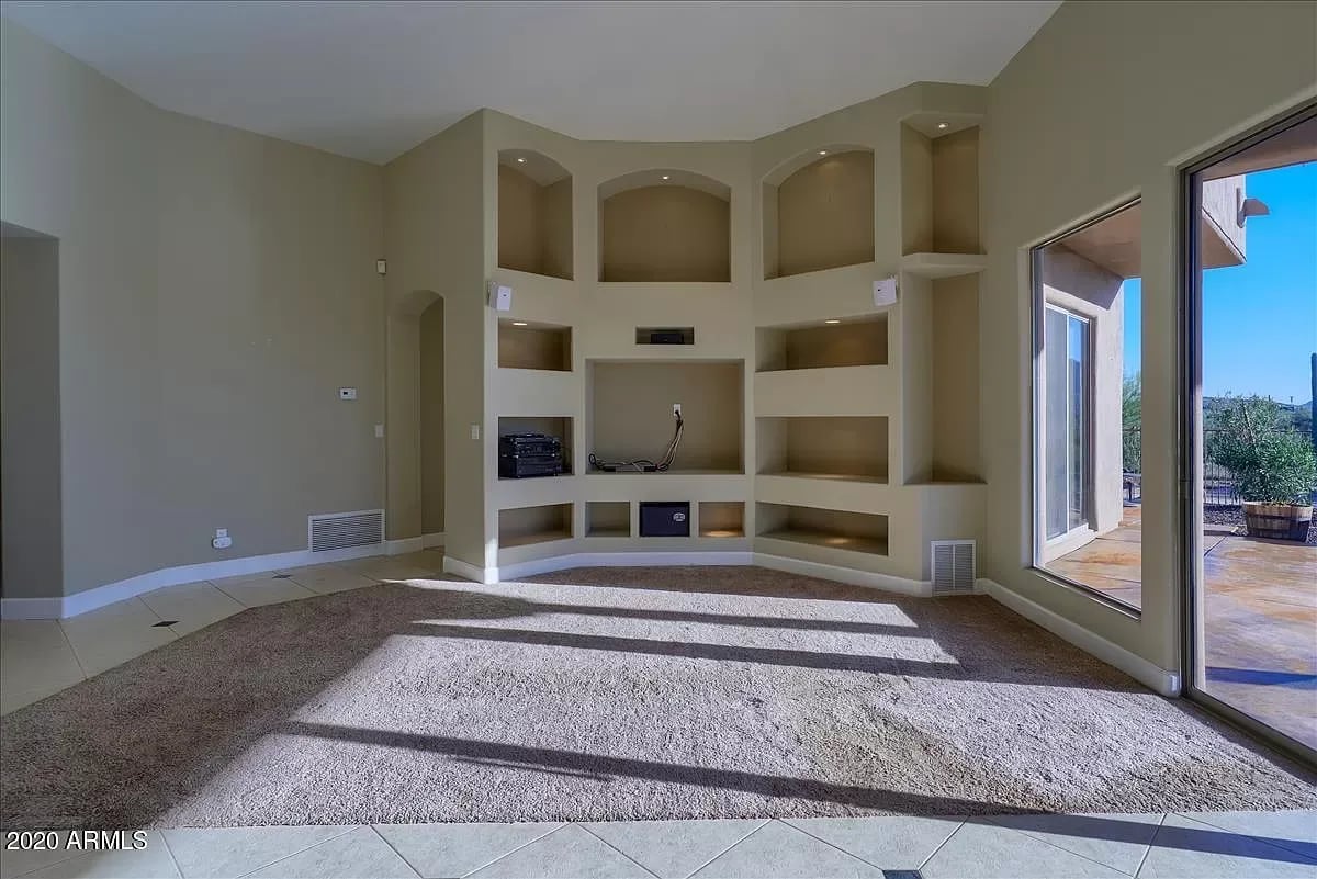 6789 E Saber Rd