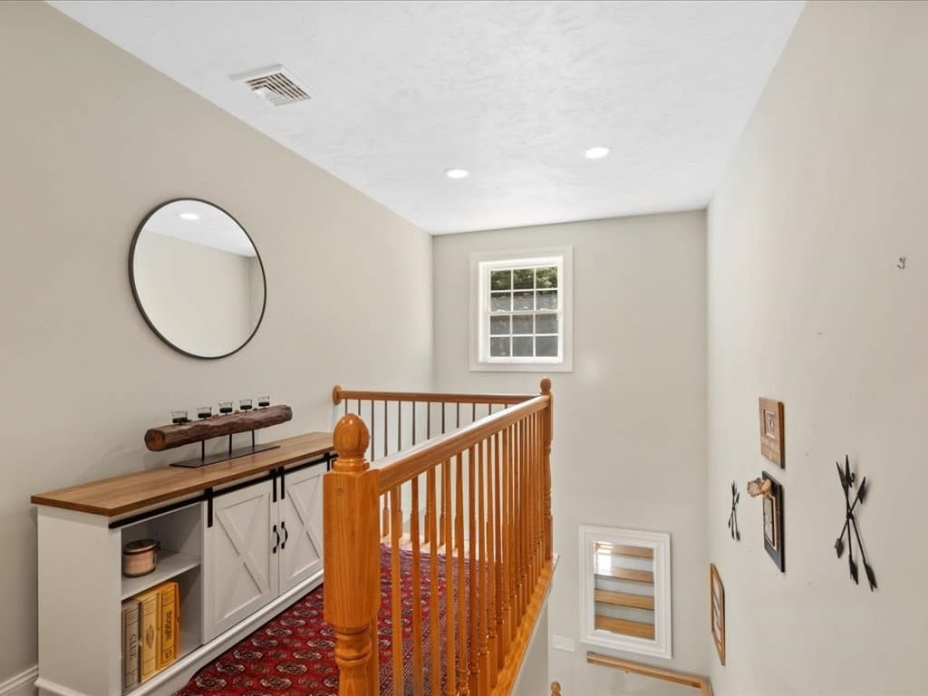 9 Brentwood Rd