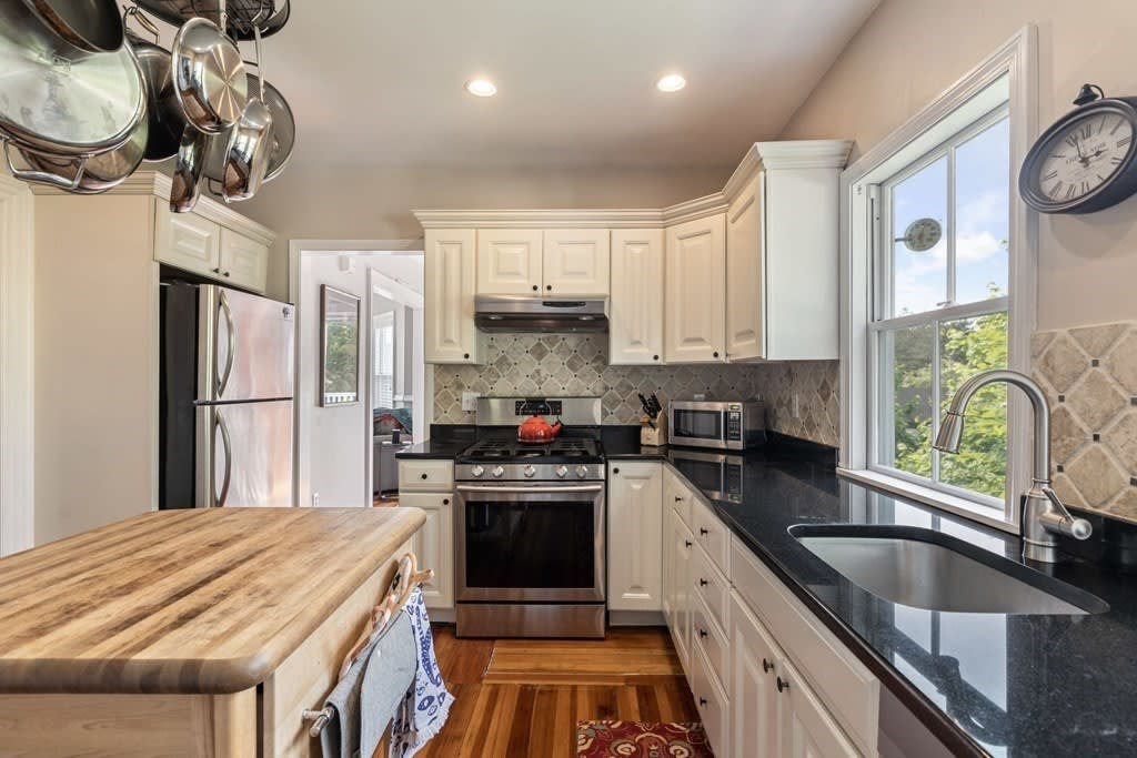 17 Chilton Pl, #17