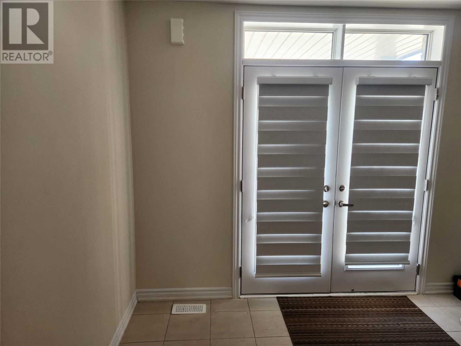 34 Carrie Cres