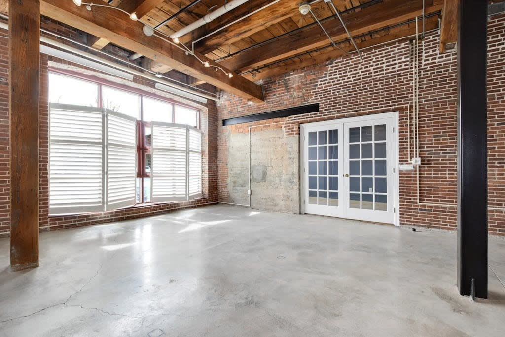 37 Millyard Amesbury Ma, #107