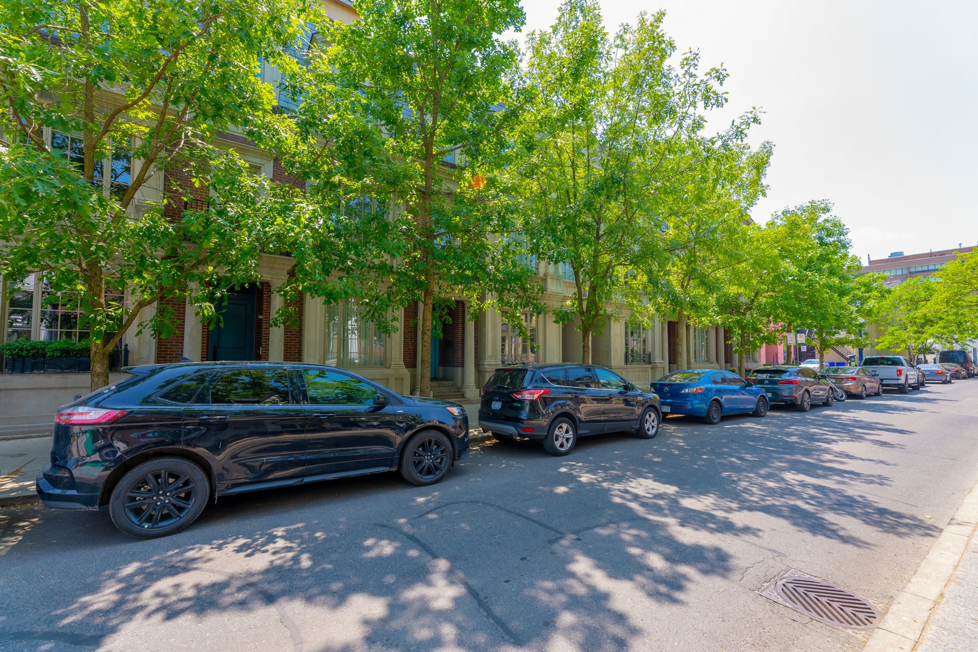Yorkville Flagship 