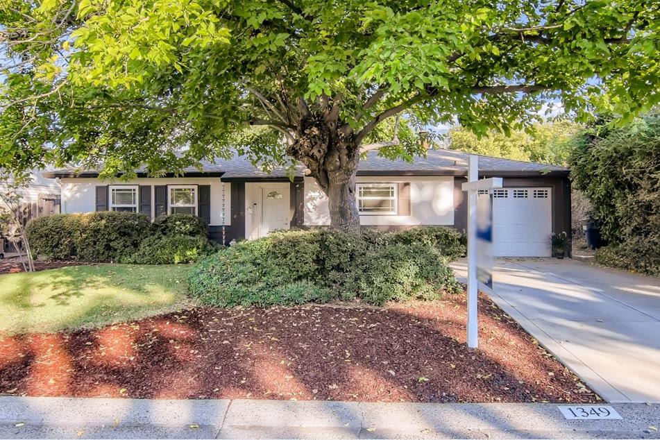 1349 Glenwood Rd