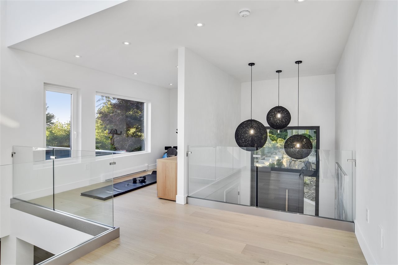 233 Bayview Rd