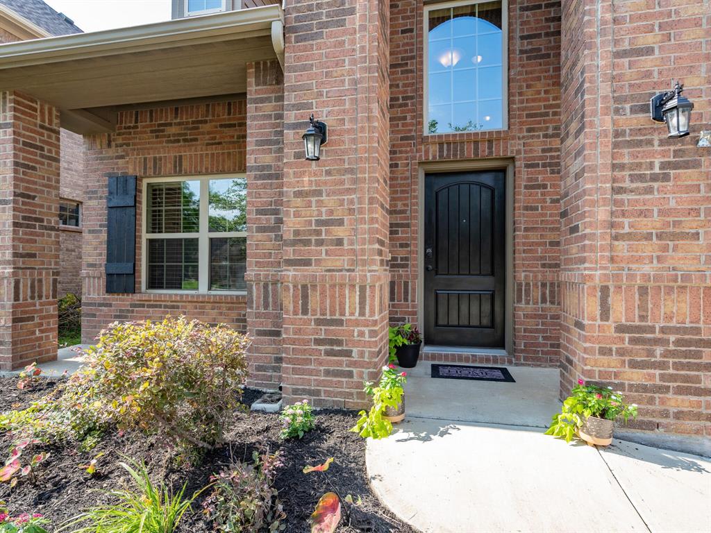 2509 Whispering Pines Drive