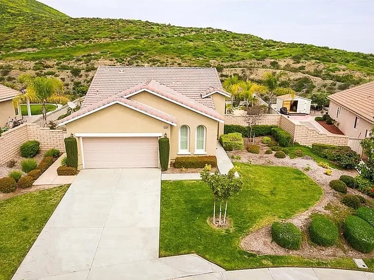 29138 Rolling Meadow Court