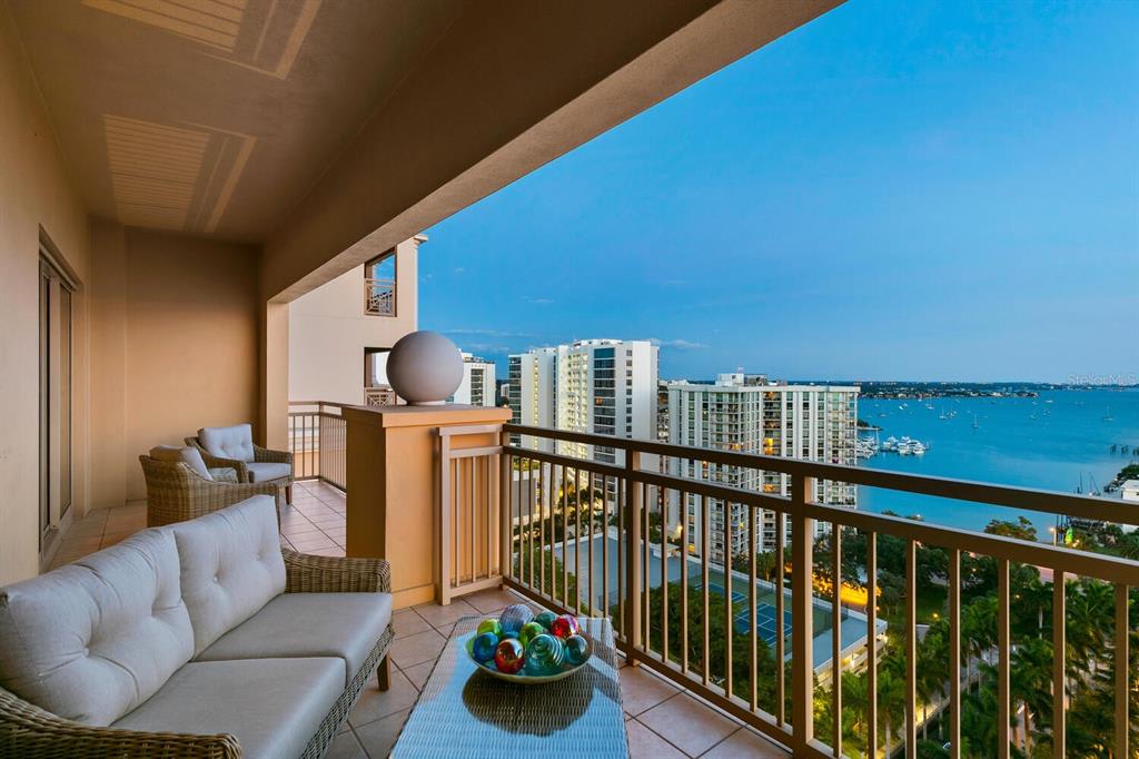 1111 RITZ CARLTON DRIVE Unit: 1701
