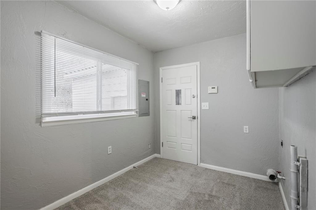 738 N Chapman Ave.