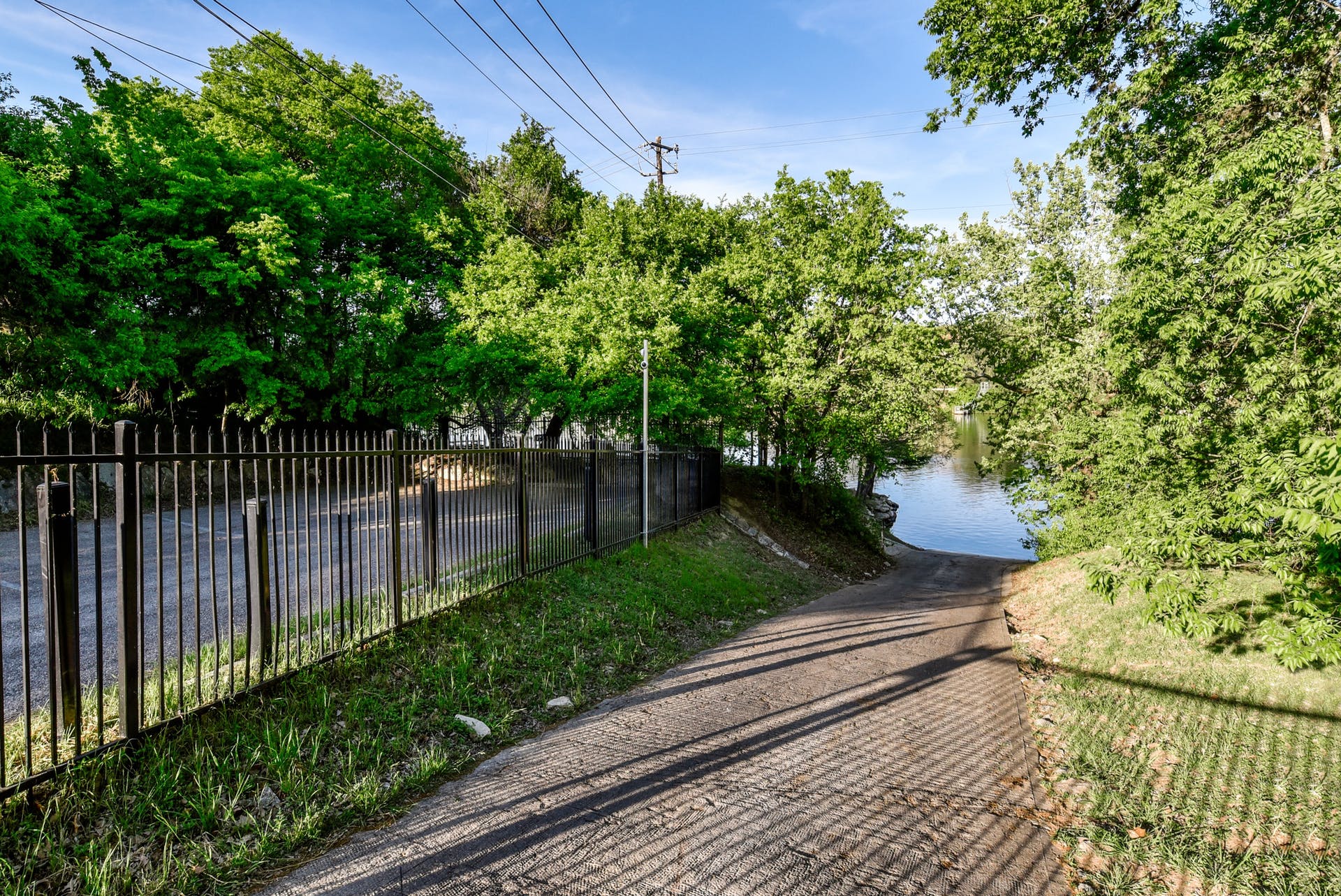 14421 Hunters Pass