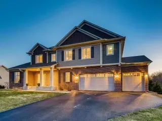 575 Raleigh Cir
