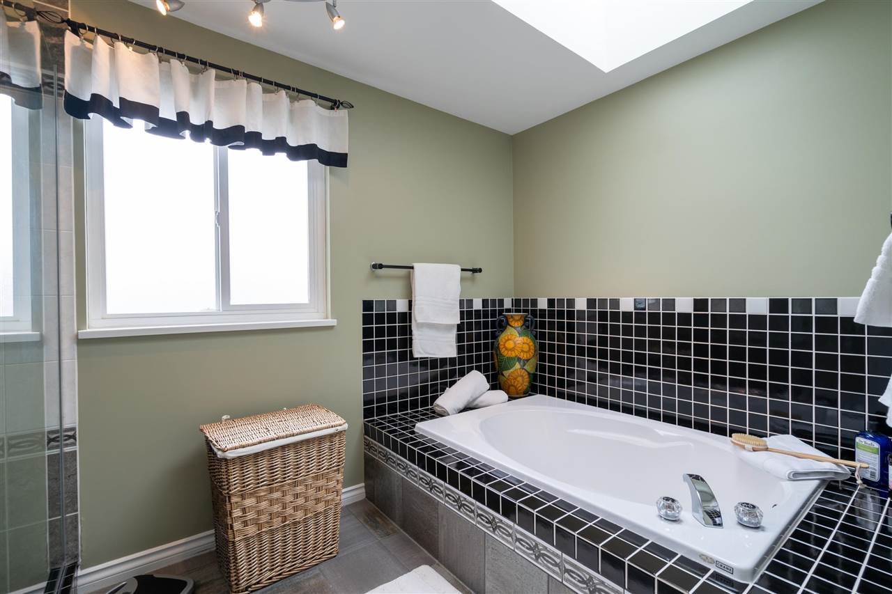 1407 Vistaview Ct