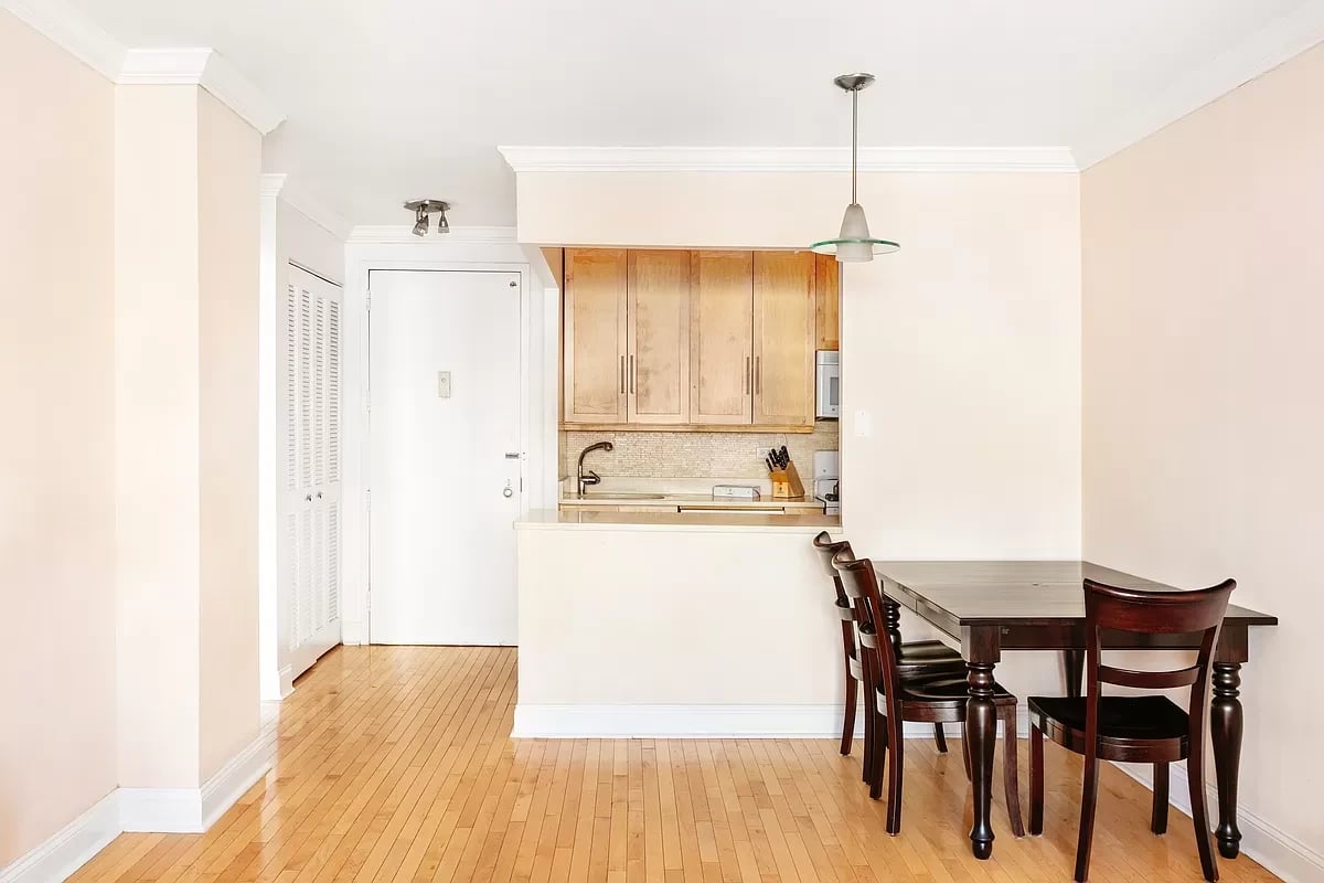 150 E 85th St, #9G